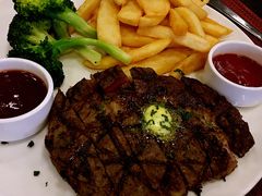-WOLFGANG PUCK KITCHEN & BAR(迪士尼小镇店)