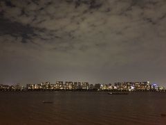 -爱啤精酿·民谣酒馆(滨江店)