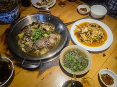 -大众跷脚牛肉馆·非遗传承单位(峨眉山店)