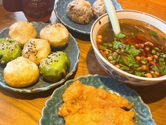 -鑫震源·苏式大虾生煎(山塘街店)