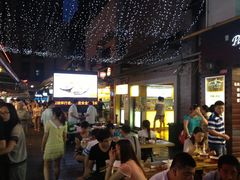 -双桂坊美食街(南大街商业步行街店)