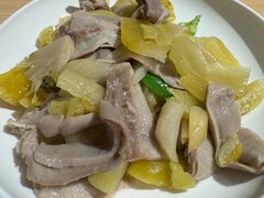 酸菜肚片-兔爸私家小厨(新北万达店)