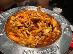 -胖哥俩肉蟹煲(湖滨银泰in77店)