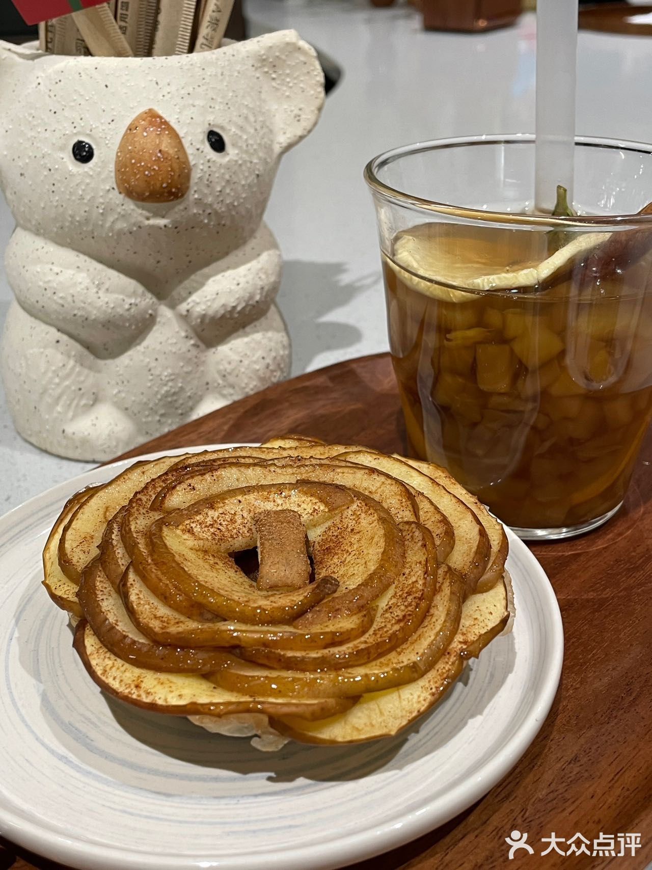 ❗️在社区里发现一间充满圣诞气息的咖啡店☕️