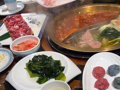 -小天鹅火锅·一线江景洪鼎旗舰店(洪崖洞店)