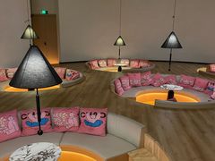 -涨巢·潮玩水疗局