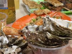 -蚝哥花姐湛江烤生蚝(美丽湾市场店)