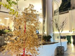 -Mark&Mars Restaurant