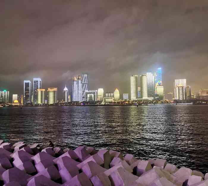 情人坝酒吧街-"奥帆中心旅行记3 从奥帆广场进来直着走最.