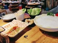 -捞围鲜·港式打边炉(海阳路店)