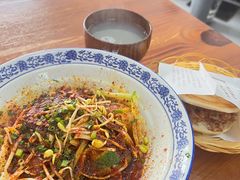 腊汁肉夹馍-西安手工软面(浦东南路店)