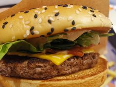 安格斯厚牛培根堡-麦当劳(塔园路店)