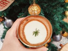 -逗号咖啡(信义荔山公馆店)