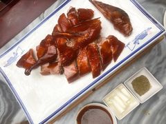 -蔼若春.传承三十年云南菜(金碧公园店)