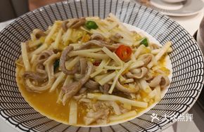 Bamboo Shoot Strips with Pig's Stomach
