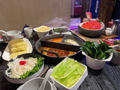 -热火朝天鲜切牛肉火锅(南强街巷店)