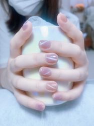 -UN·桃喜日系美睫美甲