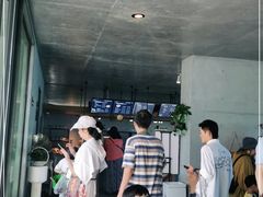 -悬崖咖啡厅