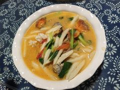 海鲜面疙瘩-唔呶喔哩酒家(生产街店)