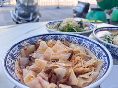 -巍山𤆵肉饵丝