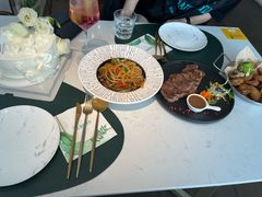 -ins森林童话餐厅coffee&bistro