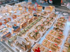 -巴黎贝甜(大宁国际商业广场店)