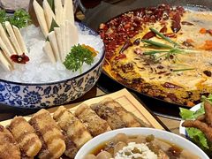 -旧街市鲜货老火锅(大光路店)