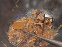 -鲁员外地锅鸡地锅鱼(古墩路店)