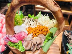 -捞王锅物料理(上海世茂广场店)