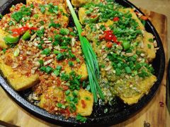 -何师烧烤·香辣蟹·川菜·30年老品牌(太古里旗舰店)