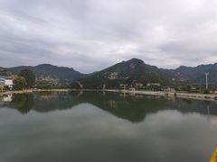 -百里峡七彩艺术小镇