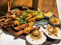 -三亚艾迪逊酒店·海滩烧烤 BARBACOA·现场乐队·浪漫晚餐·烧烤海鲜