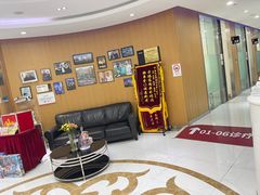 -雅悦齿科(顾村公园店)