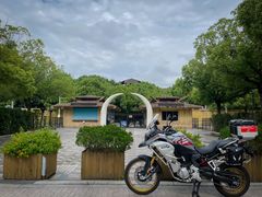 -热带风暴水上乐园