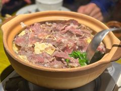 腾越牛肉锅-一坐一忘云南菜(卓悦中心)