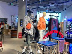 -阿迪达斯(武林银泰三叶草店)