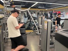 -超鹿运动(大唐世家店)