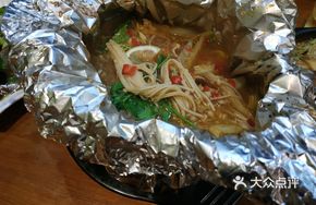 Glass Noodle Clam and Duck Claw Combo