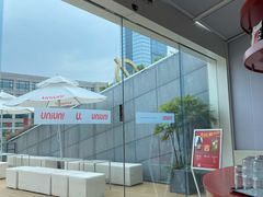 -UNI UNI(环亚凯瑟琳店)