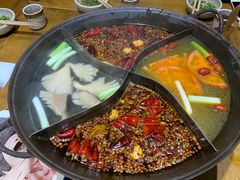 鸳鸯锅-白乐天毛肚火锅馆(南滨路店)