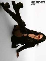 -变画·发型STUDIO