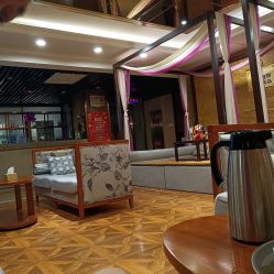 -鑫淼餐饮娱乐中心(江东街店)