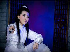 -九月鹰飞汉服摄影工作室