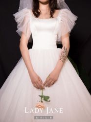-Lady  Jane高端婚纱礼服馆