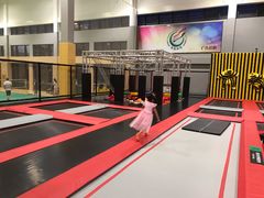 -莱茵体育生活馆