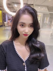 -AYO SALON