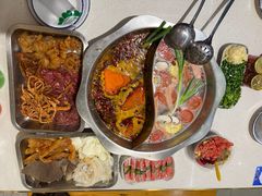 -李记称盘牛杂串串(广厦店)