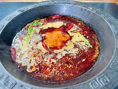 -重庆故事姊妹老火锅(财经学院店)