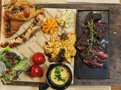 -Mark&Mars Restaurant