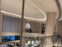 -Salon de Ville浦江汇(上海外滩华尔道夫酒店店)